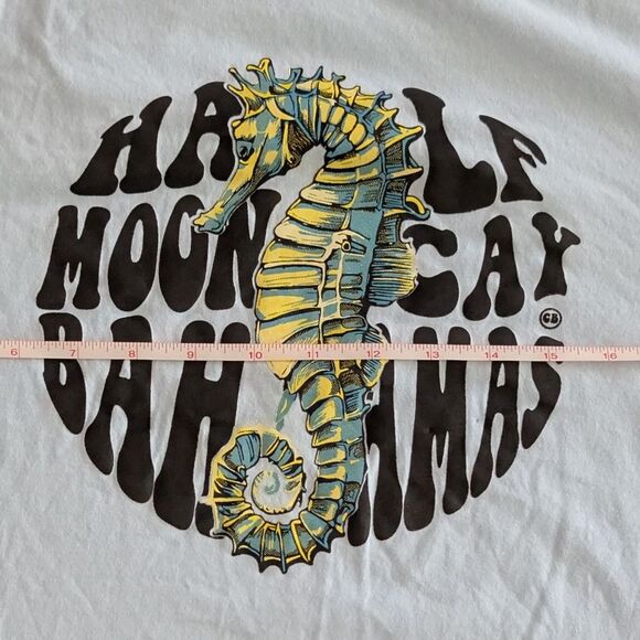 Half Moon Cay Bahamas T-shirt Estimated Size L Light Blue Seahorse - Picture 3 of 3